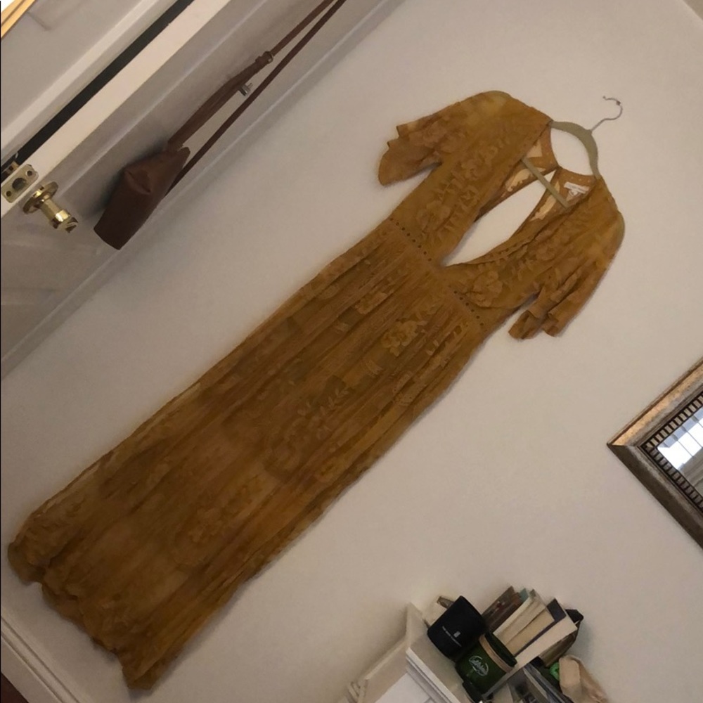 Mustard yellow lace maxi dress - Honey Punch